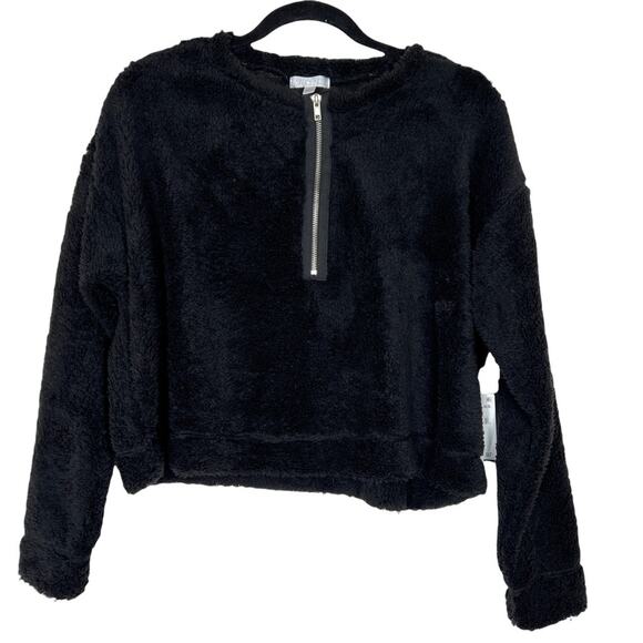 Abound Sweaters - NWT NEW ABOUND Nordstrom Fuzzy Fleece half zip Pullover in Black